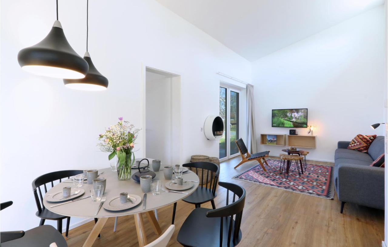 Awesome Home In Lembruch-Duemmer See With Kitchen מראה חיצוני תמונה