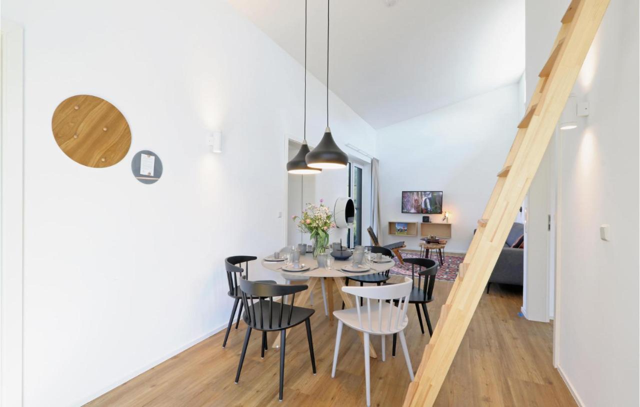 Awesome Home In Lembruch-Duemmer See With Kitchen מראה חיצוני תמונה